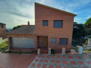02761-0001 40