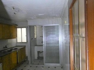 03938-0001 19