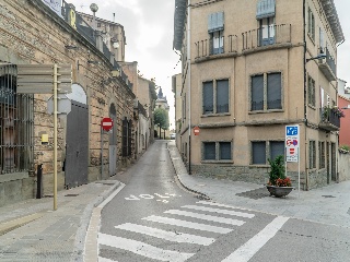 Edificio situado en Manlleu 11