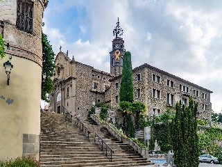 Edificio situado en Manlleu 12