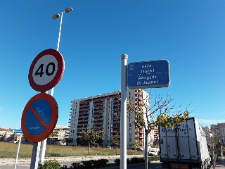 Solar en Av Jaume I 6