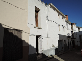 Chalet Adosado situado en Costur 2