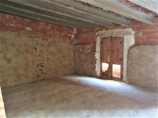 Chalet Adosado situado en Costur 19