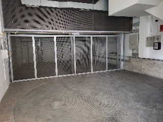 00823-0001 3