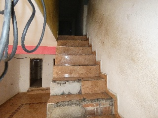 05619-0001 8
