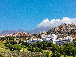 Garaje en venta en Casares de 8  m²