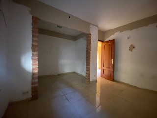 05847-0001 7