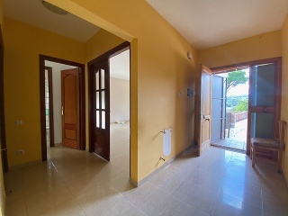 05847-0001 12
