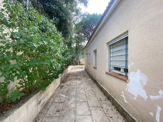 05847-0001 14