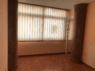 19667-0001 8