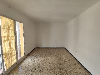 06517-0001 8