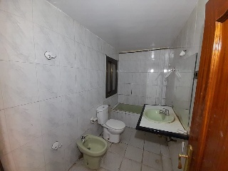 10828-0001 4