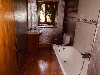04589-0001 11