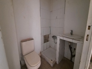 08417-0001 8