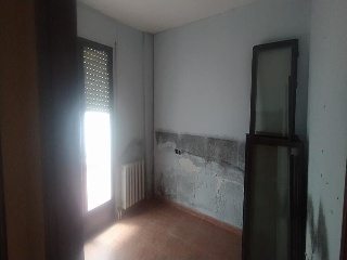04200-0001 9