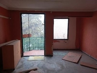 02389-0001 8