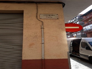 01242-0001 4