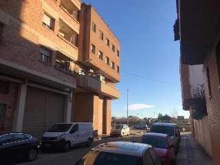 16099-0001 3