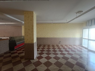 Locales en Chiclana de la Frontera , Cádiz 8