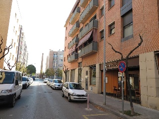 Locales comerciales en La Llagosta. Barcelona 9