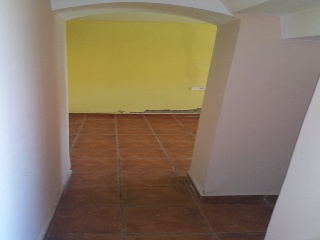 04857-0001 11