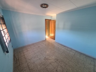 Piso con trastero en C/ Hortensia 9