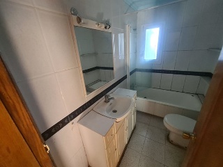 Piso con trastero en C/ Hortensia 21