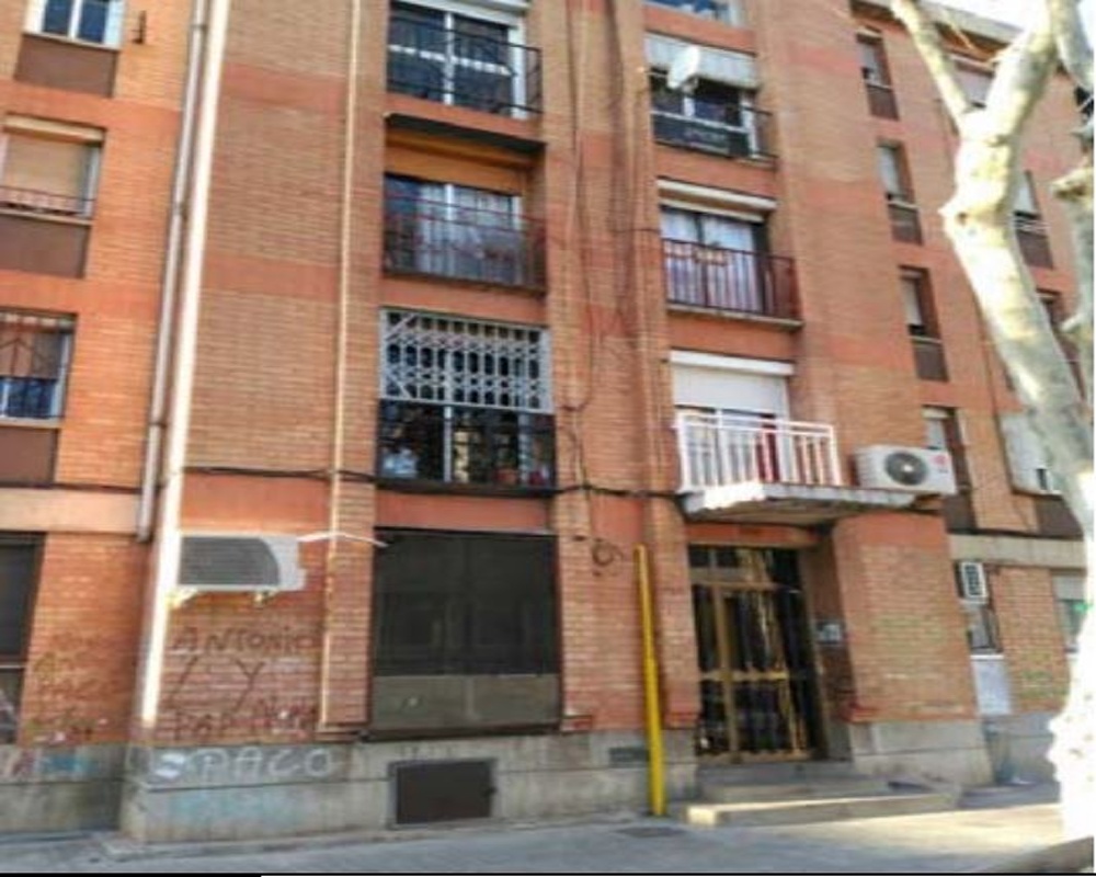 Piso en C/ Alfons XII - Badalona -