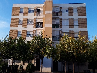 Piso en venta en Dos Hermanas de 76  m²