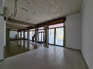 11677-0001 3