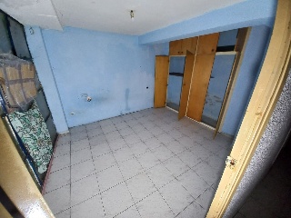 04609-0001 5