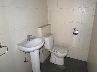 15832-0001 7