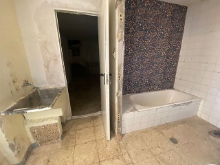 07407-0001 8