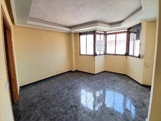 05763-0001 6