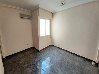 05763-0001 14