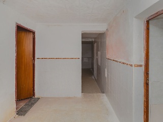 13301-0001 8