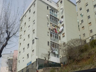 Piso en venta en Santa Coloma De Gramenet de 70  m²