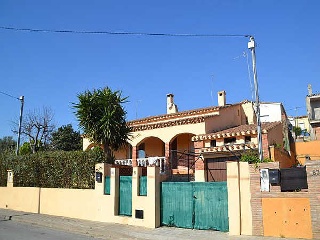Otros en venta en Sant Miquel De Fluvià de 146  m²