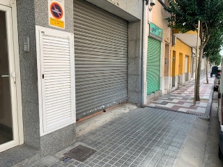 Local en venta en Blanes de 78  m²