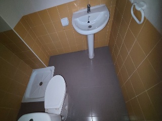 17033-0001 12