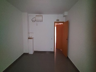 17033-0001 38