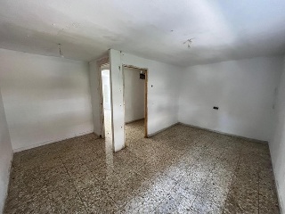 00688-0001 8