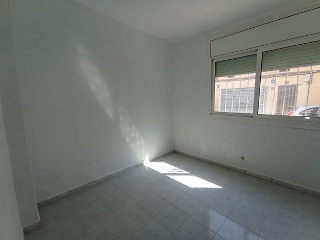 05889-0001 5
