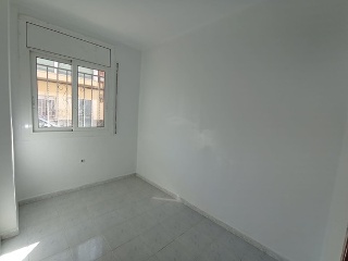 05889-0001 14