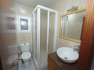 05889-0001 18