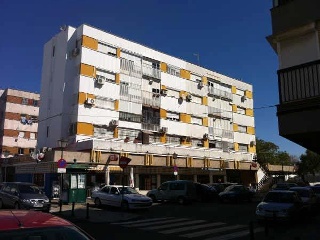 Piso en venta en Sevilla de 76  m²