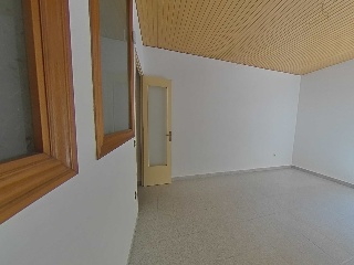00638-0001 2