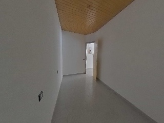 00638-0001 9
