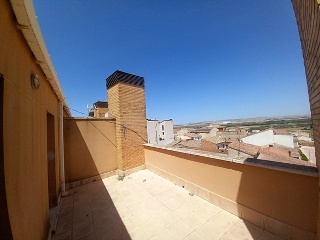Dúplex con garaje y trastero en C/ Los Fueros, Ribaforada (Navarra) 28