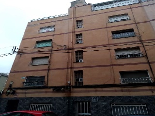 Piso en venta en Terrassa de 76  m²